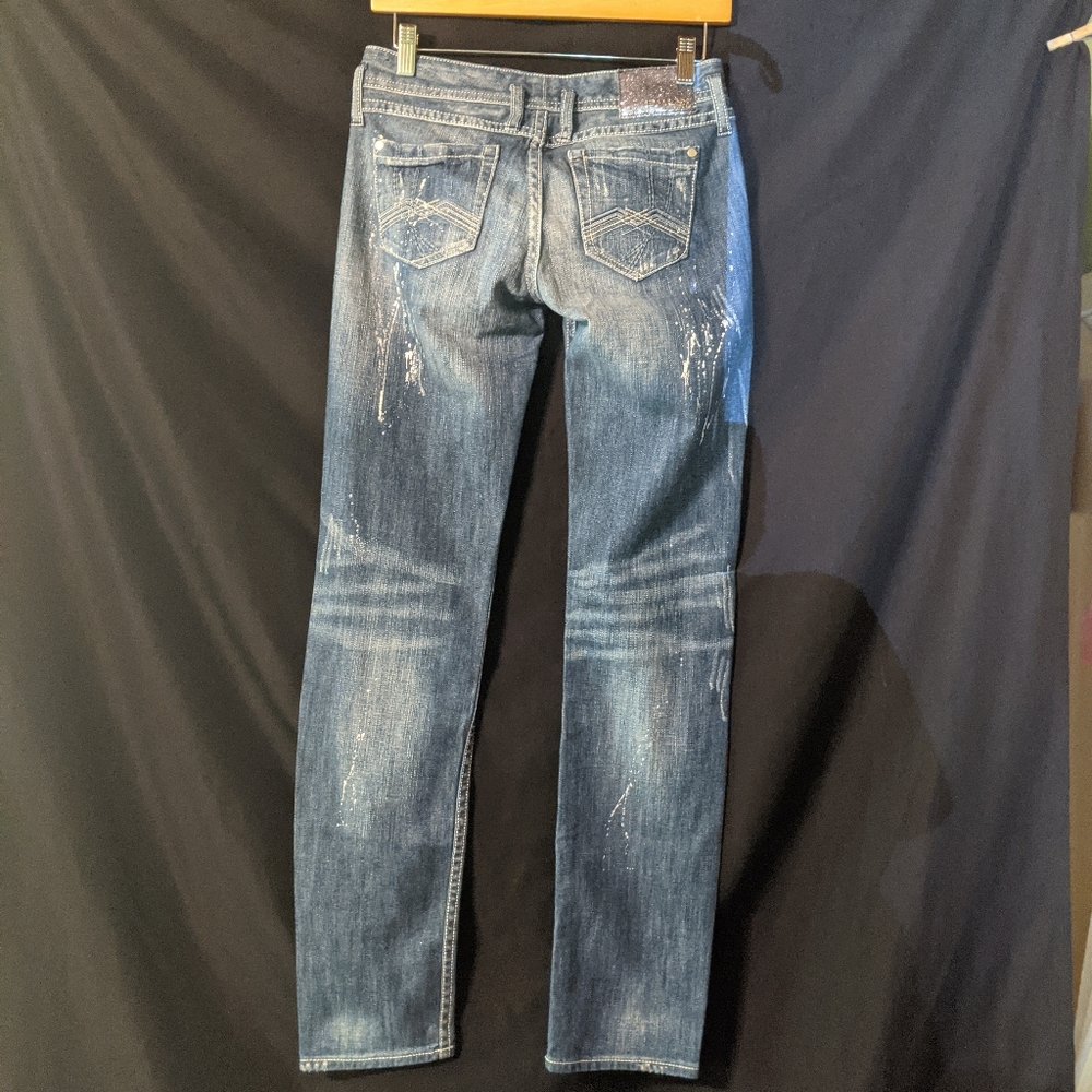 Jeans - Picture 2 of 8